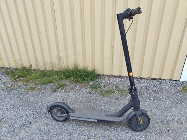 1546500-1 Elkickbike MI Electric scooter