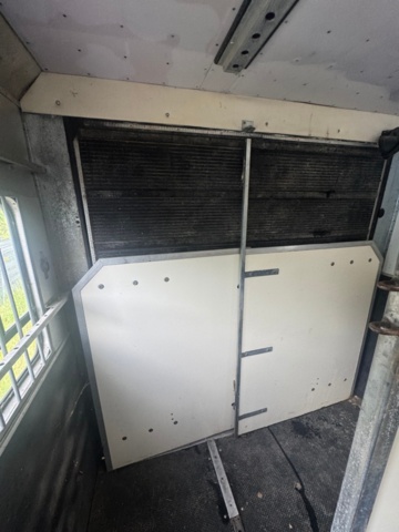1405947-40 Volvo FL7 4x2 Extended Horse Transport – Space for 6 horses