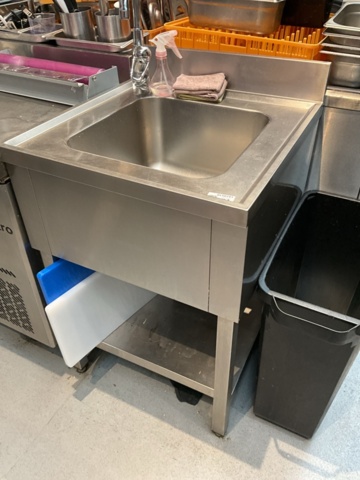 1473510-1 Bänk med ho och blandare