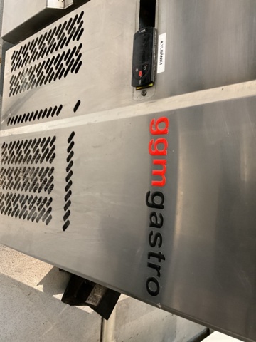 1473518-3 Kylbänk - GGM Gastro