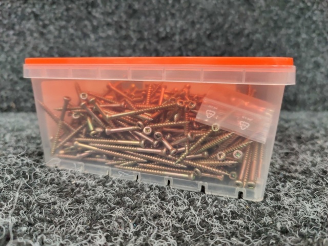 1552303-5 4000 st OSB-spån,plyfa & sockelskruv 3.8x58mm, Grabber