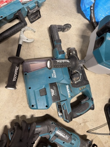 1516137-8 Verktygspaket - Makita