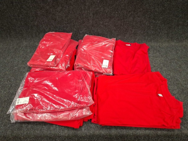 1551416-4 44 pcs T-shirts Clique, Size S-2XL