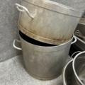 1545860-4 Köksutrustning - kastruller, bleck, stekpanna och diverse köksredskap