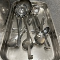 1545860-6 Köksutrustning - kastruller, bleck, stekpanna och diverse köksredskap