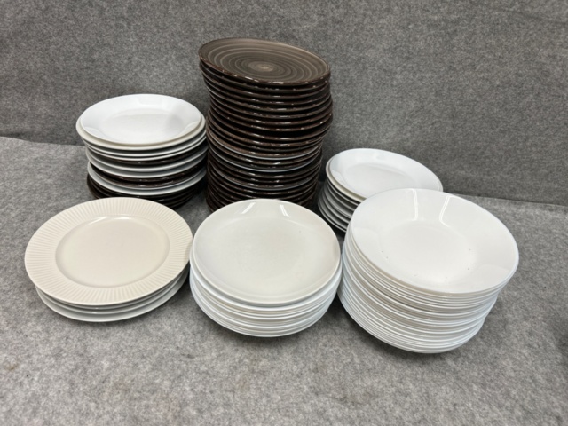 1545863-15 Parti med porslin – Tallrikar, koppar, glas - IKEA, Mega Gastronomi, Exxent
