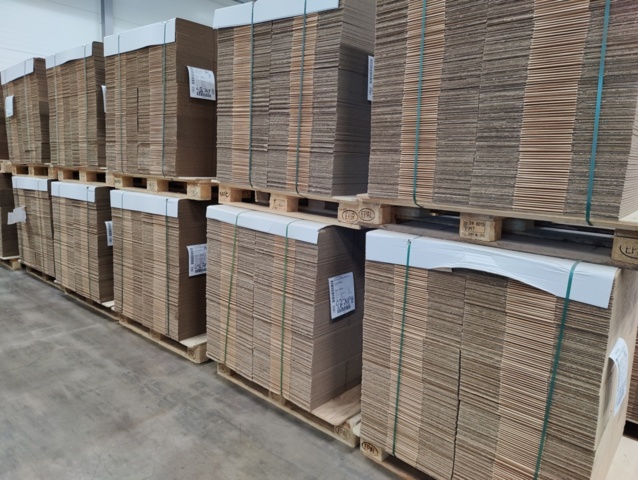1552851-9 2500 st Kartonger Enlagers 610x310x165 mm