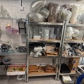 1532972-1 Kökshyllor med innehåll - Engångsförpackningar, förbrukningsmaterial, m.m.