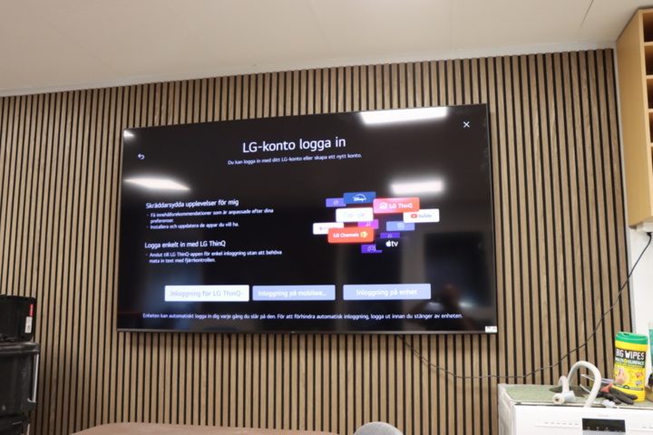 1296026-2 TV 86" - LG 4K UHD Smart-TV