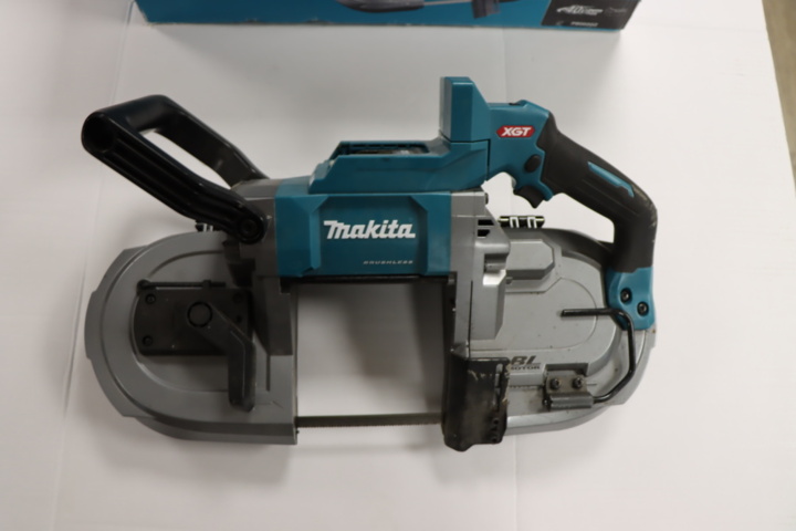 1296034-1 Batteridriven bandsåg - Makita PB002G