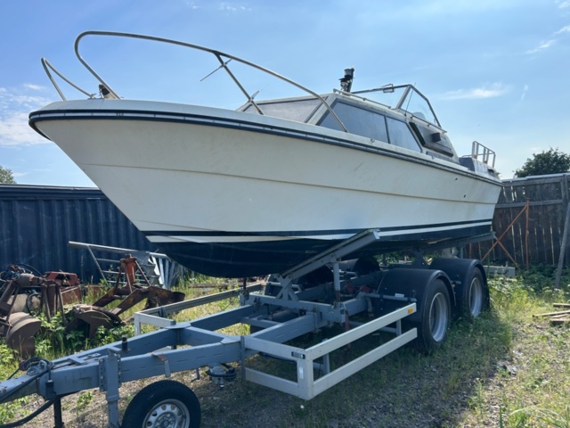 1436430-3 Båt Scand 26 Cabin - Volvo Penta AQ290 inklusive trailer