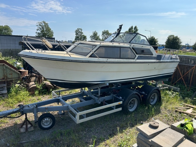 Båt Scand 26 Cabin - Volvo Penta AQ290 inklusive trailer