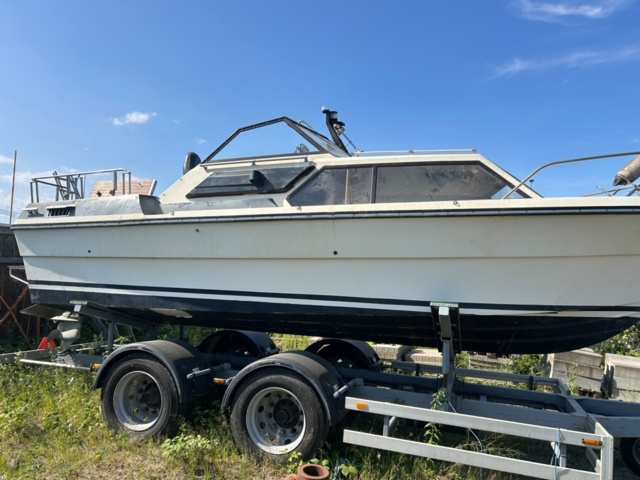 1436430-18 Båt Scand 26 Cabin - Volvo Penta AQ290 inklusive trailer