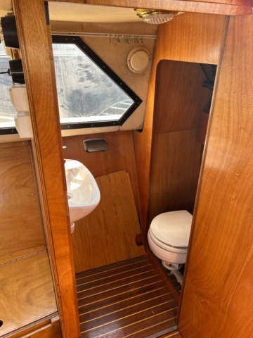 1436430-41 Båt Scand 26 Cabin - Volvo Penta AQ290 inklusive trailer