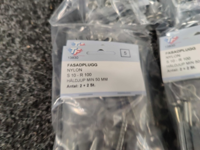 1552316-5 Fasadplugg Nylon S10 - R 100, Thuresson Fastening
