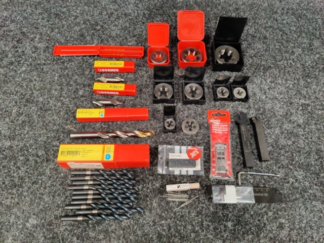 1554197-1 Drills, thread cutting, turning tool holders, etc.
