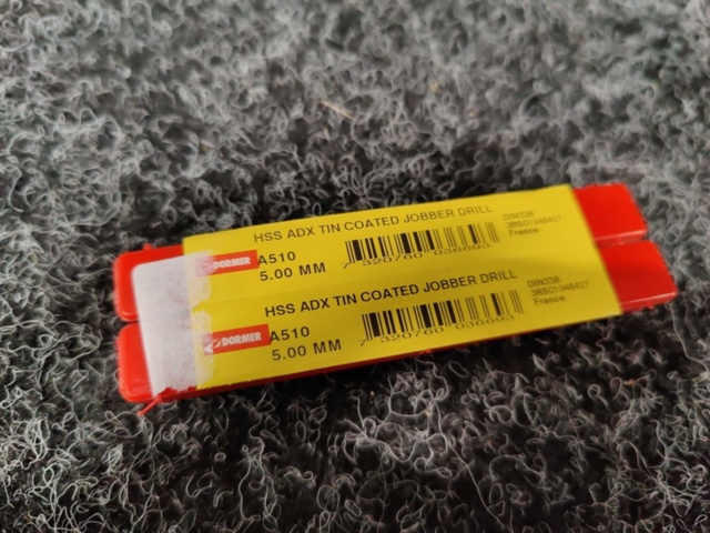 1554197-12 Drills, thread cutting, turning tool holders, etc.