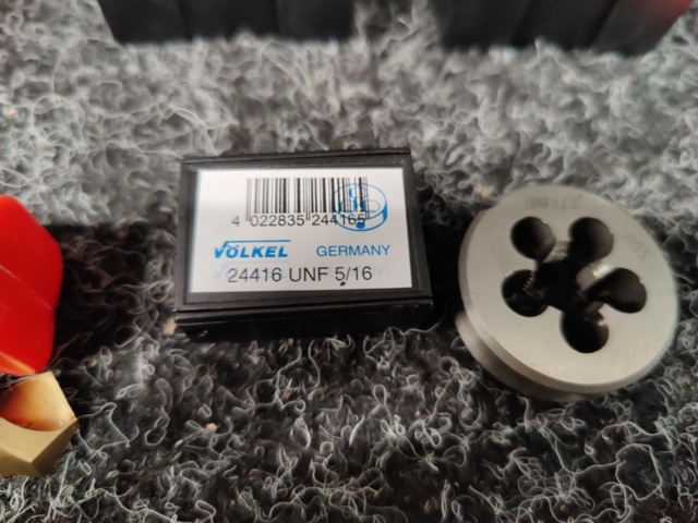 1554197-17 Drills, thread cutting, turning tool holders, etc.