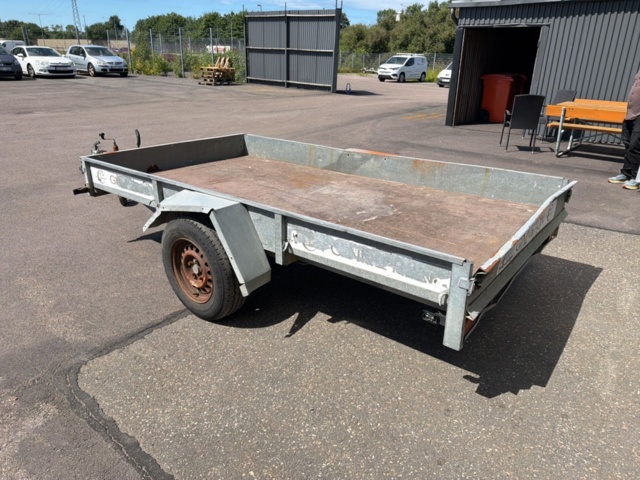 1357560-3 Trailer - TIAB 4613