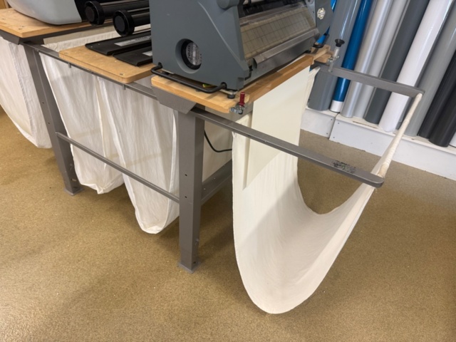 1554210-2 Printer & Cutting Plotter Gerber with accessories