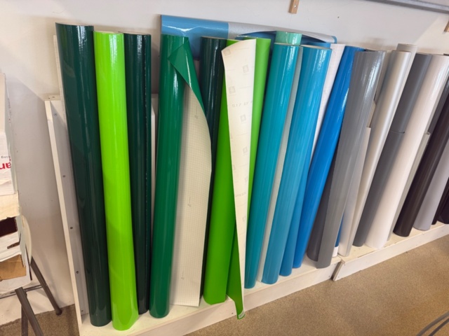 1554211-2 Lot of vinyl rolls