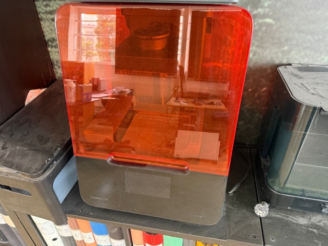 1554216-2 3D Printer Formlabs with accessories