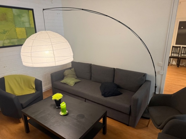 1554222-6 Sofa, Chairs & Table