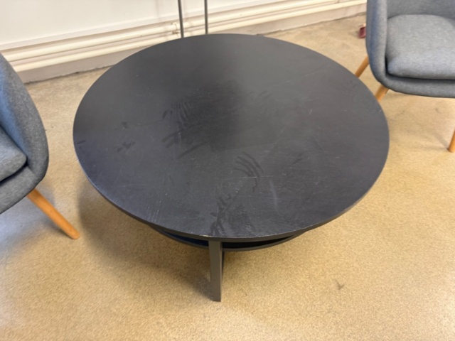 1554222-9 Sofa, Chairs & Table