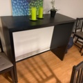 1554366-5 Tables & Chairs