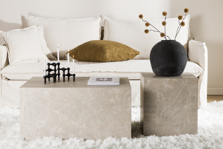 1552923-1 York soffbord — MDF, beige marmorlook. 120x60x45cm