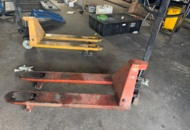 1405948 Pallet truck - BT