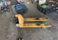 1405949 Pallet truck