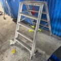 1405951-1 Ladder