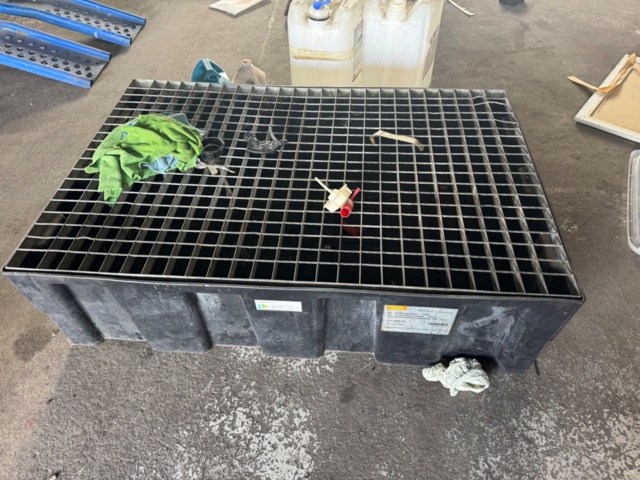 1405952-1 Collection tray / Spill tray CEMO 250 liters