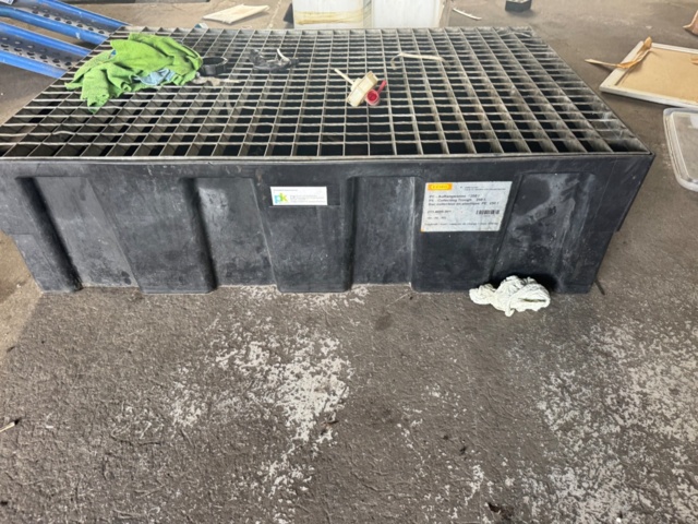 1405952-2 Collection tray / Spill tray CEMO 250 liters