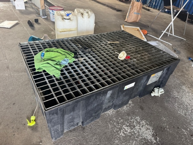 1405952-5 Collection tray / Spill tray CEMO 250 liters