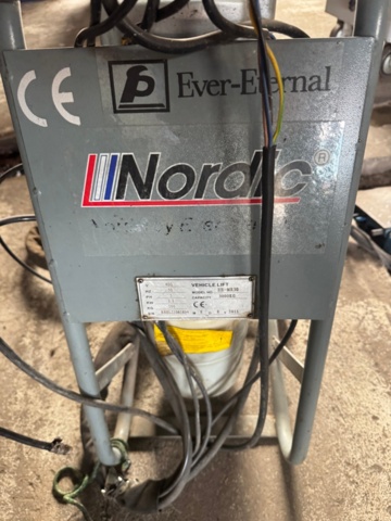 1405955-7 Scissor lift Nordic BB-MR30 – 3,000 kg