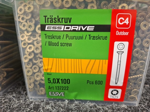 1554461-3 1200 st Träskruv 5.0x100mm, Essve