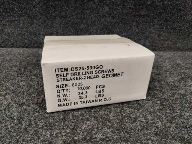 1552221-1 10.000 st Självborrande skruv 4.0x25mm