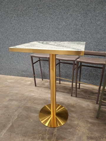 1554560-3 Bar tables & bar stools