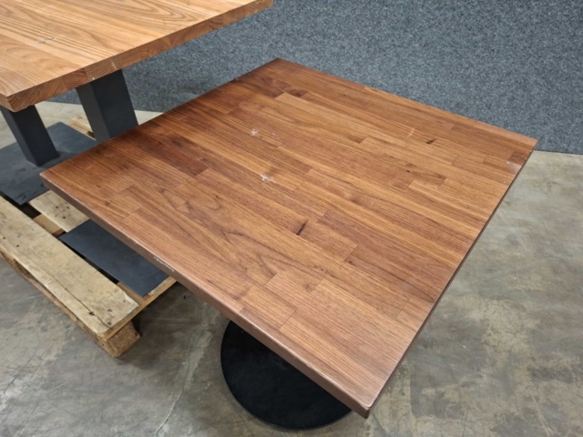 1554562-3 3 pcs Table