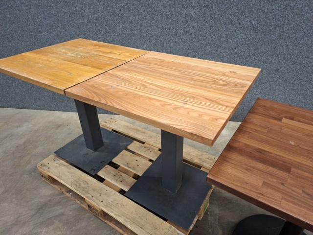 1554562-4 3 pcs Table
