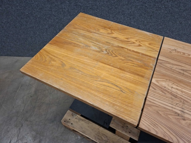 1554562-8 3 pcs Table