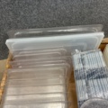 1554585-12 Plastkantiner, matlådor, plastkannor m.m.