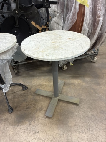 1554588-2 Lot with restaurant furniture
