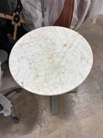 1554588-3 Lot with restaurant furniture