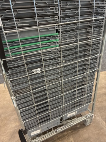 1554595-8 Parti med förvaring/transportbackar