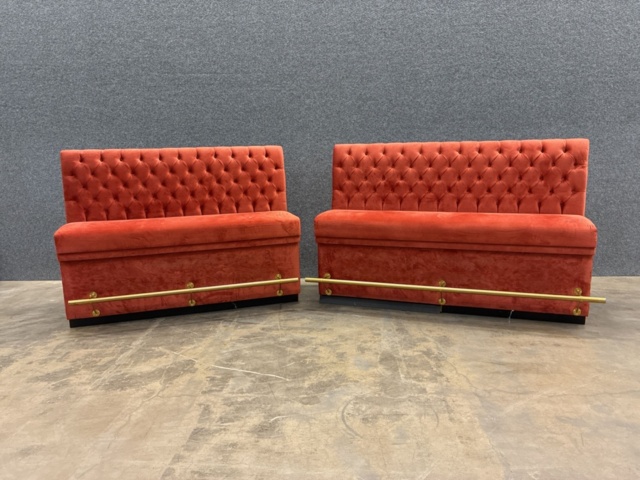 1554600-1 Restaurant sofas with gold-plated footrests