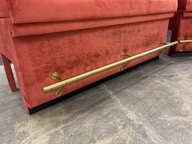 1554600-3 Restaurant sofas with gold-plated footrests