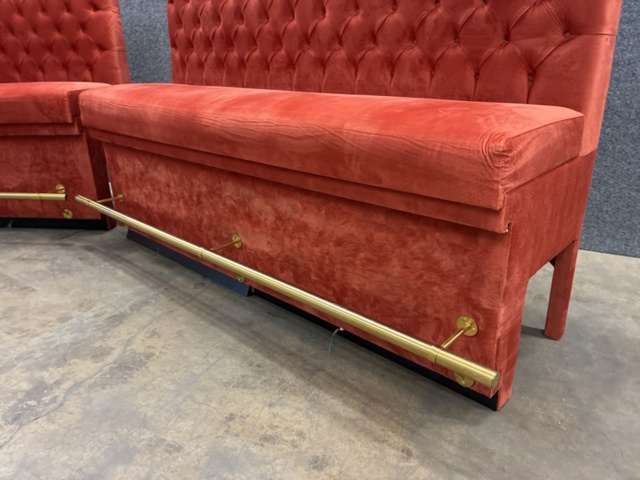 1554600-14 Restaurant sofas with gold-plated footrests
